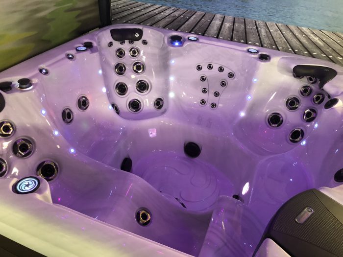 American Whirlpool 471 Hot Tub with Covana Oasis and Zen and Island blinds