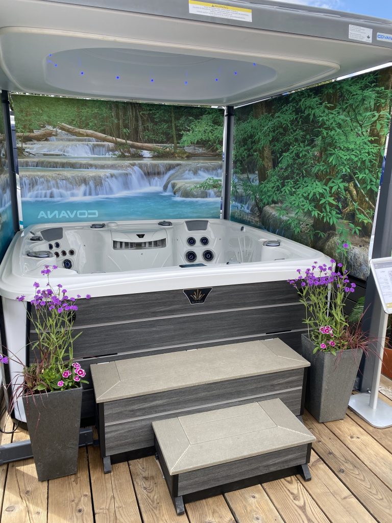 Marquis Spas Crown Epic or Euphoria Hot Tub