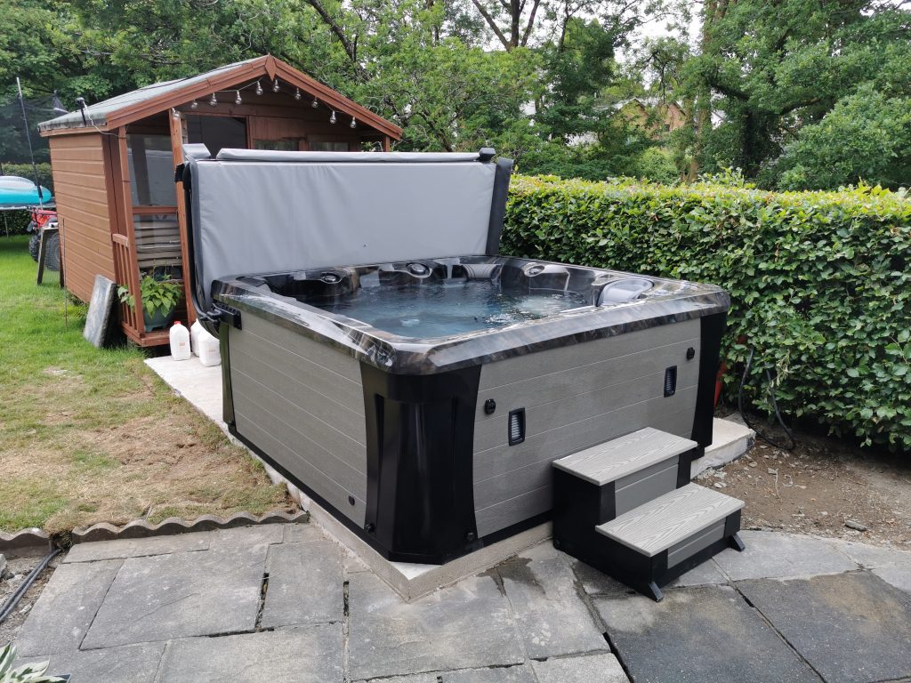 Couverture Marquis Spas modèle ATV 17 (2 pièces