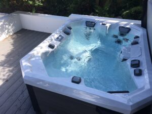 Marquis Vector 21 V65L Hot Tub