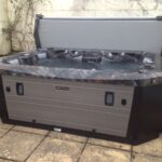 Marquis Vector 21 V65L Hot Tub