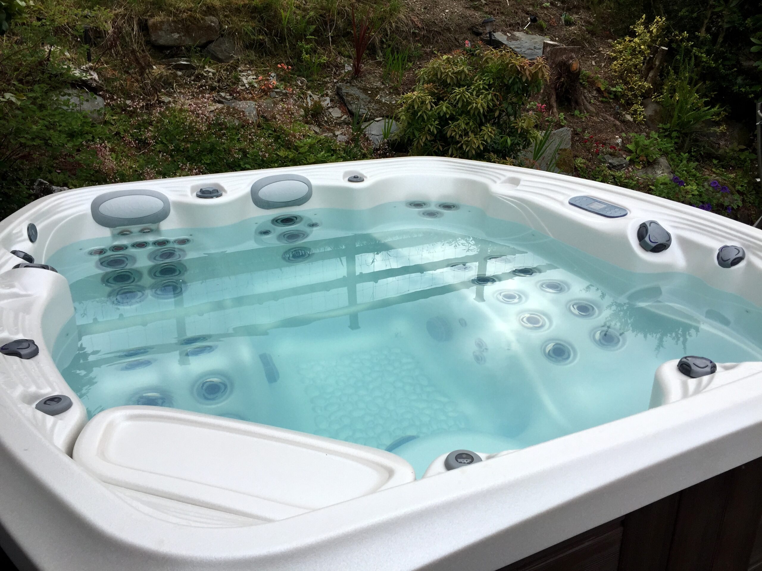 Marquis Spas Crown Resort Hot Tub close up with jets off
