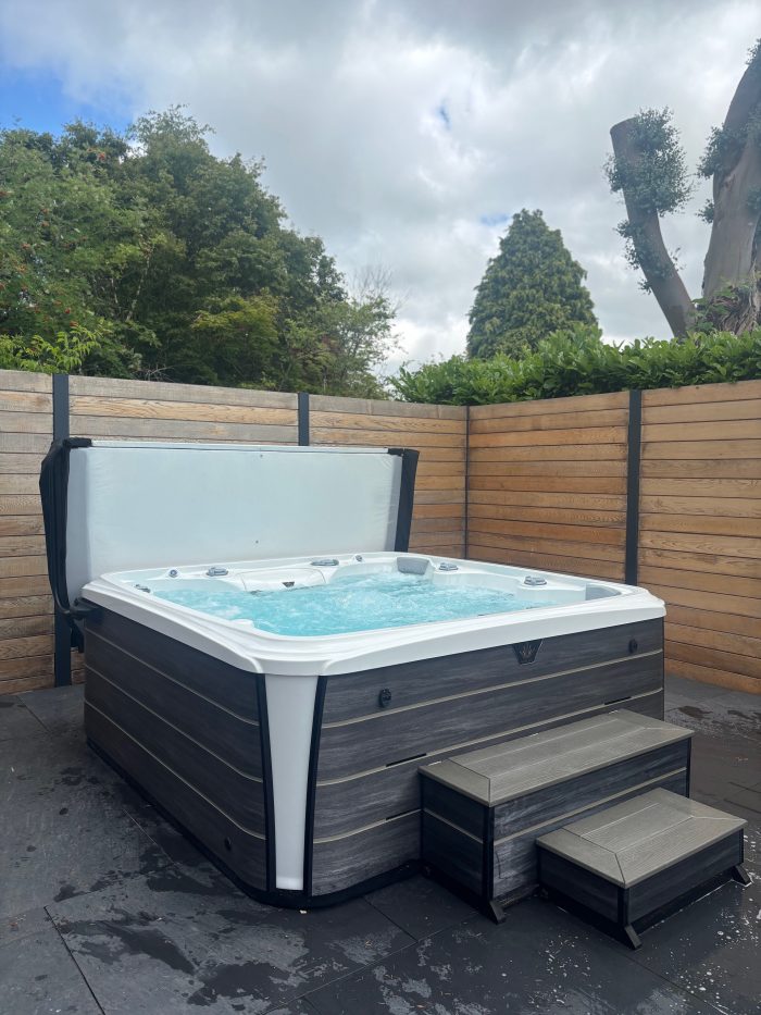 Marquis Spas Crown Summit - Image 13