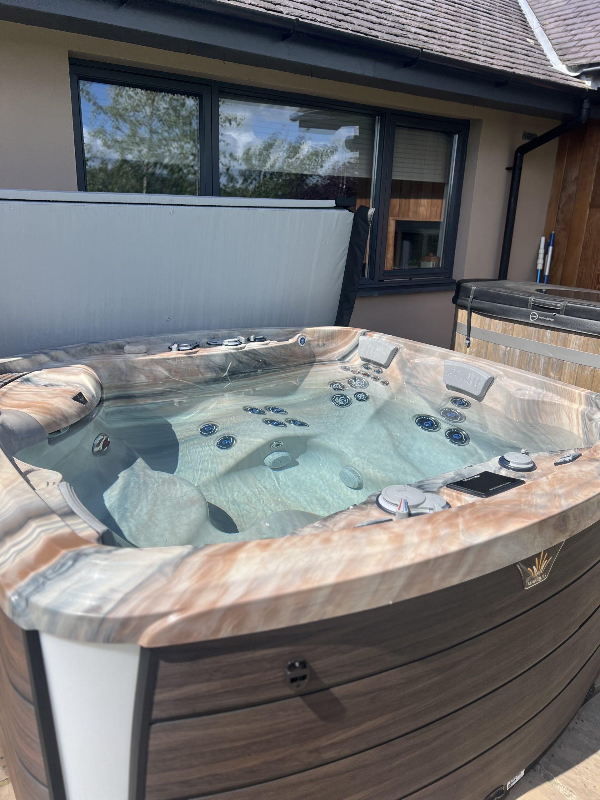 Marquis Spas Crown Resort