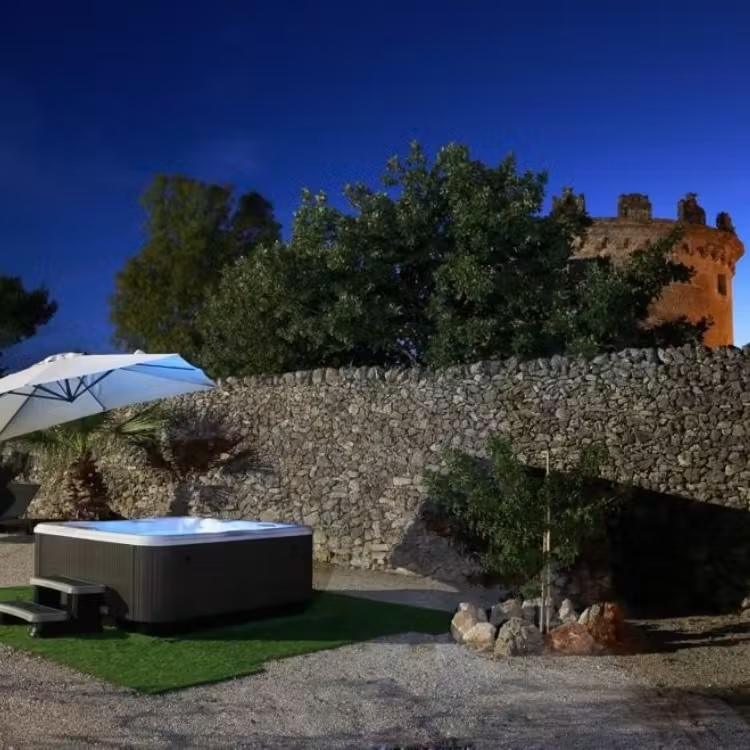 Lodge+ L - Image 2